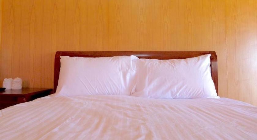 Prakaithong Hotel Amphoe Sawang Daen Din 外观 照片